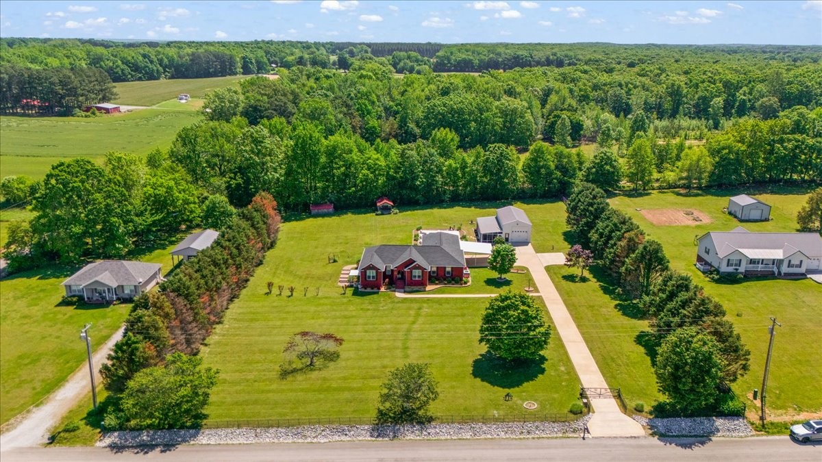 6 Warner Rd