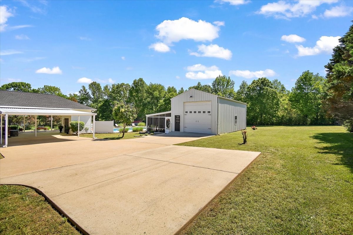 6 Warner Rd