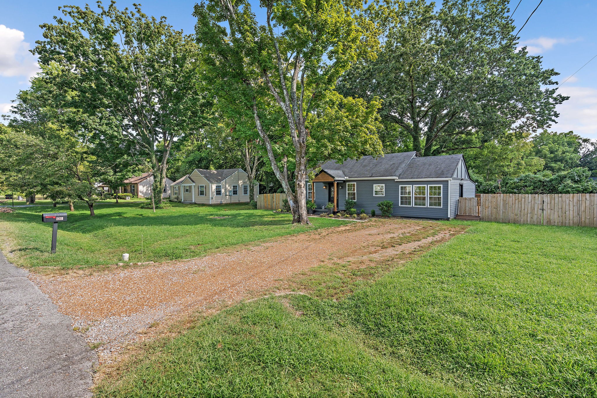 2614 Live Oak Rd
