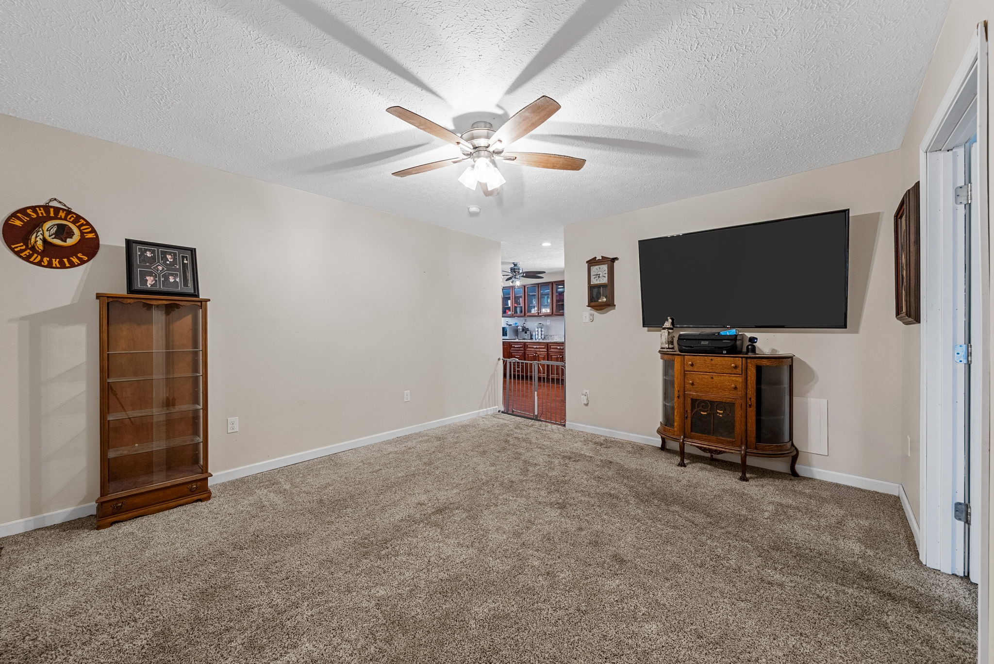 Dover, Tennessee 37058, United States, 4 Bedrooms Bedrooms, ,3 BathroomsBathrooms,Residential,Active,157365