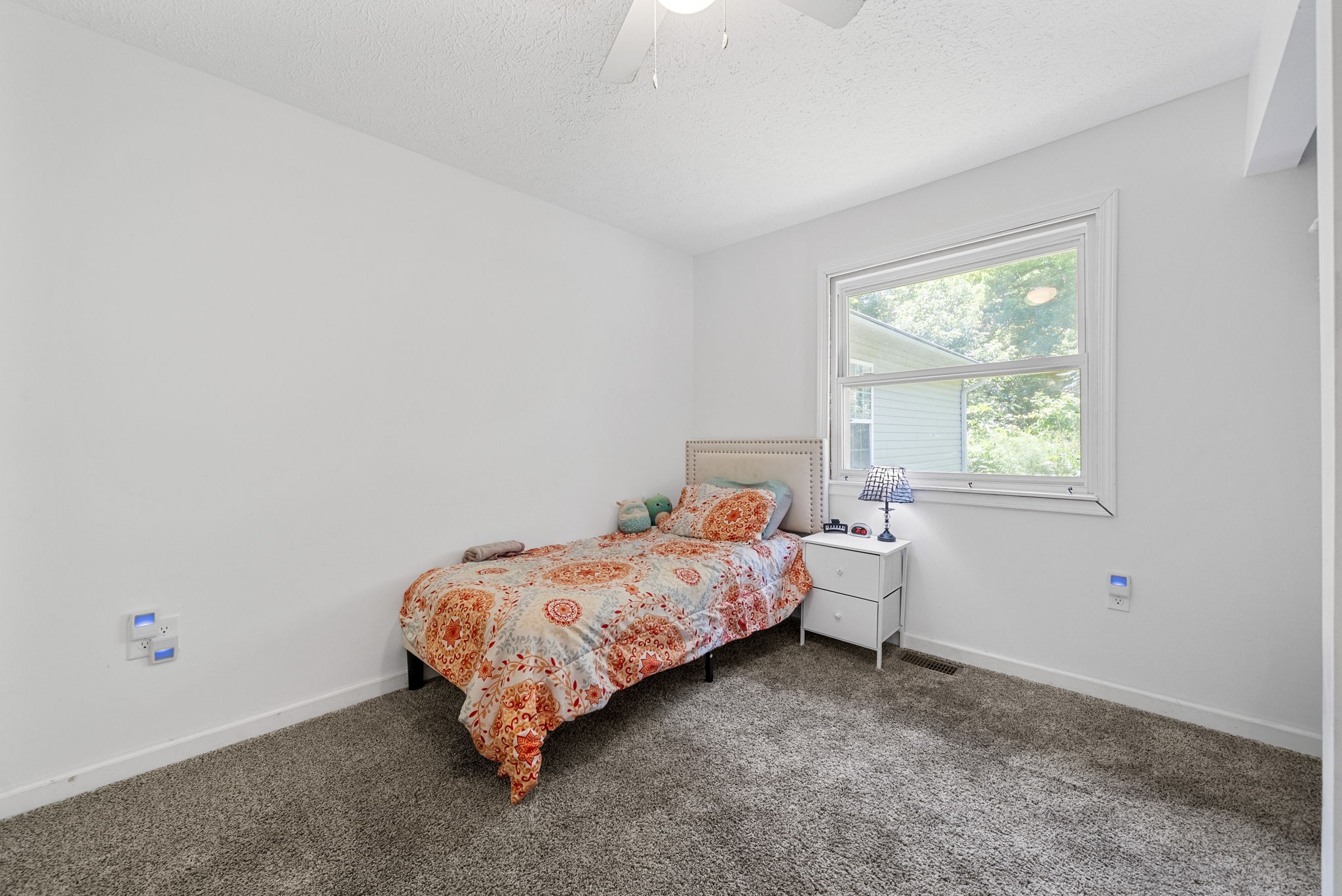 Dover, Tennessee 37058, United States, 4 Bedrooms Bedrooms, ,3 BathroomsBathrooms,Residential,Active,157365