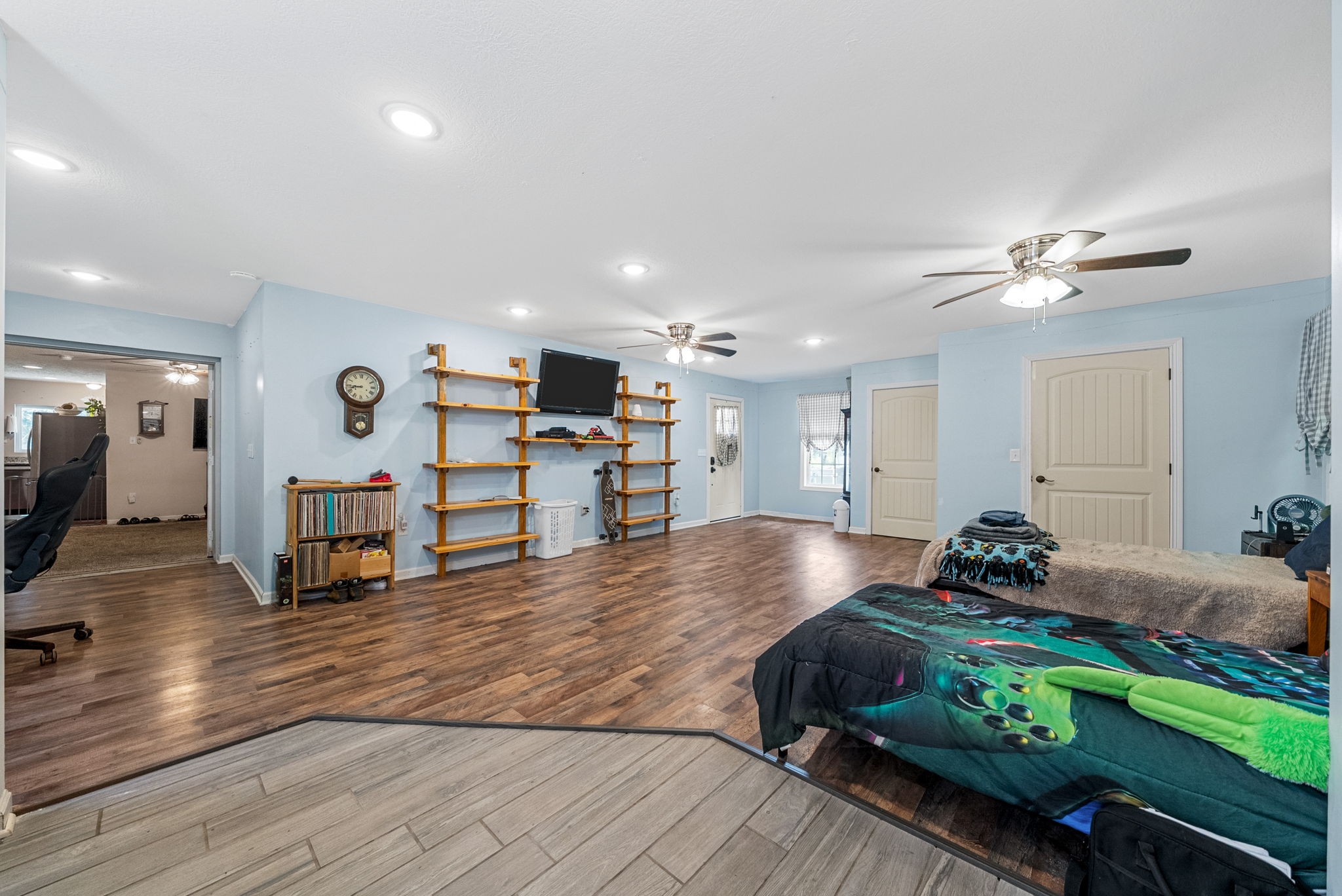 Dover, Tennessee 37058, United States, 4 Bedrooms Bedrooms, ,3 BathroomsBathrooms,Residential,Active,157365