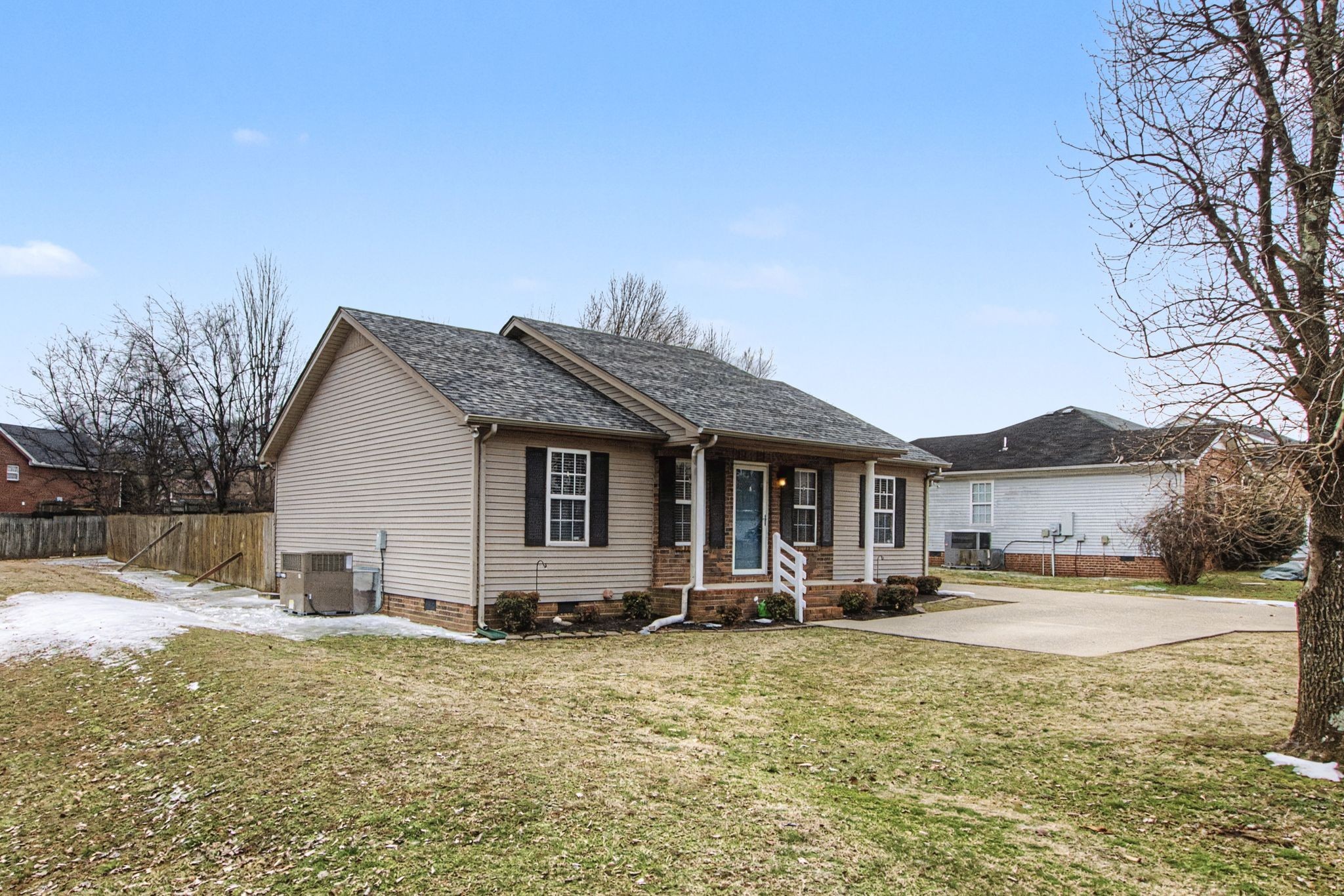 1818 Battleground Dr