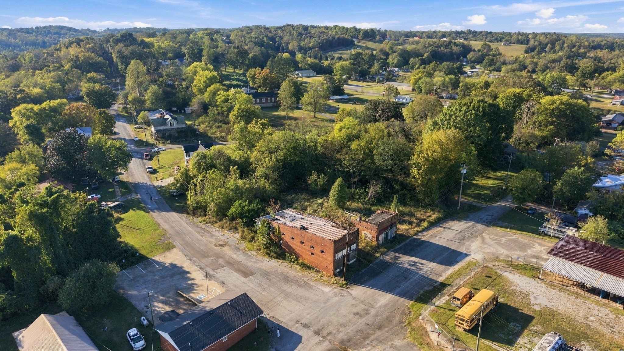 0 W 2nd St