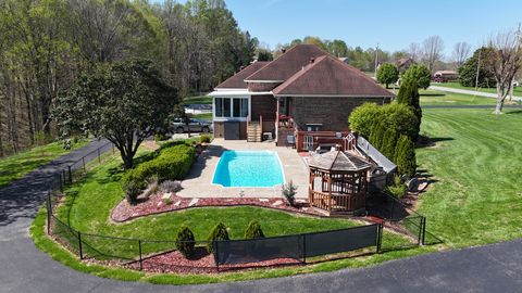 778 Fox Run Ln Lafayette TN 37083