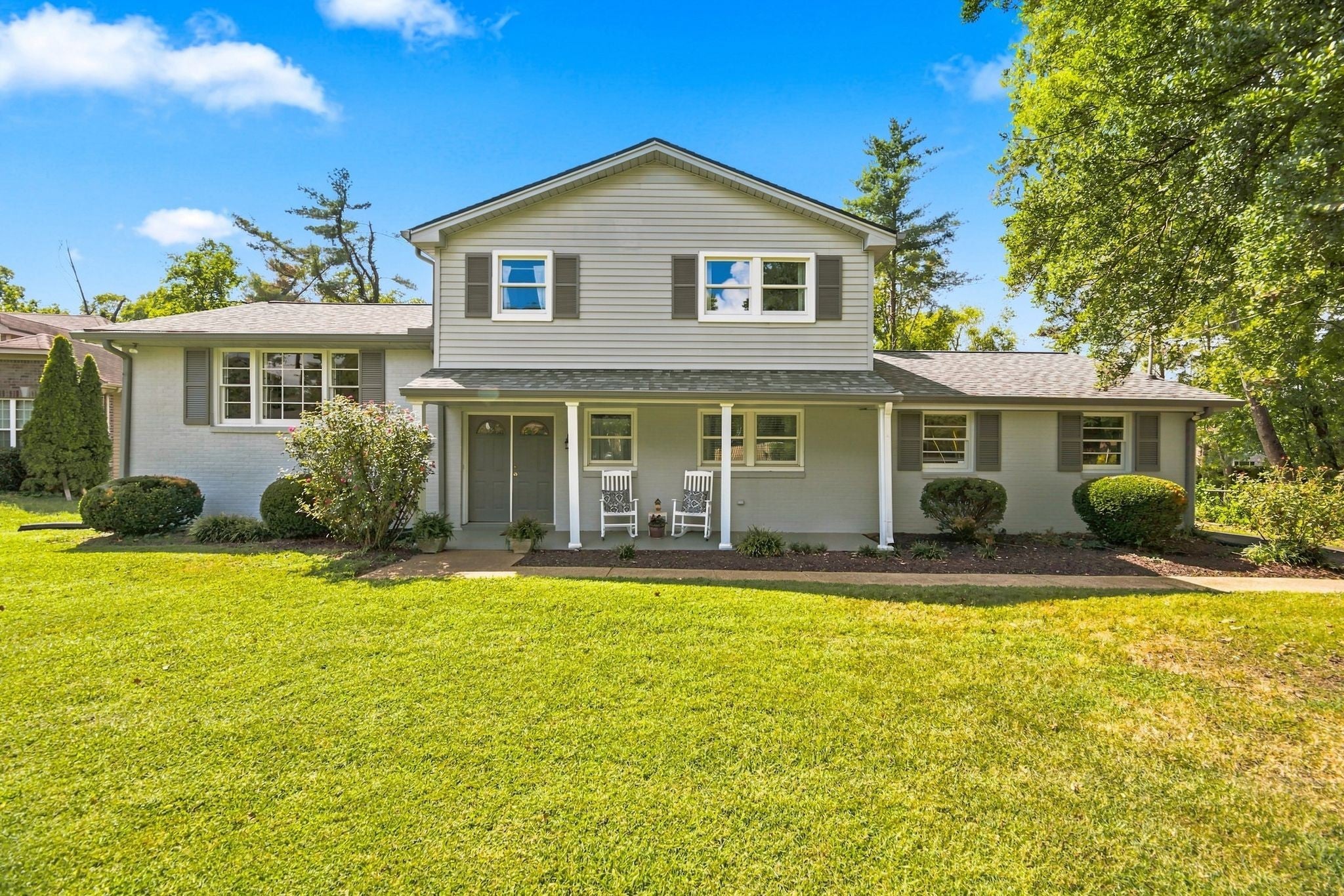 720 Myhr Dr