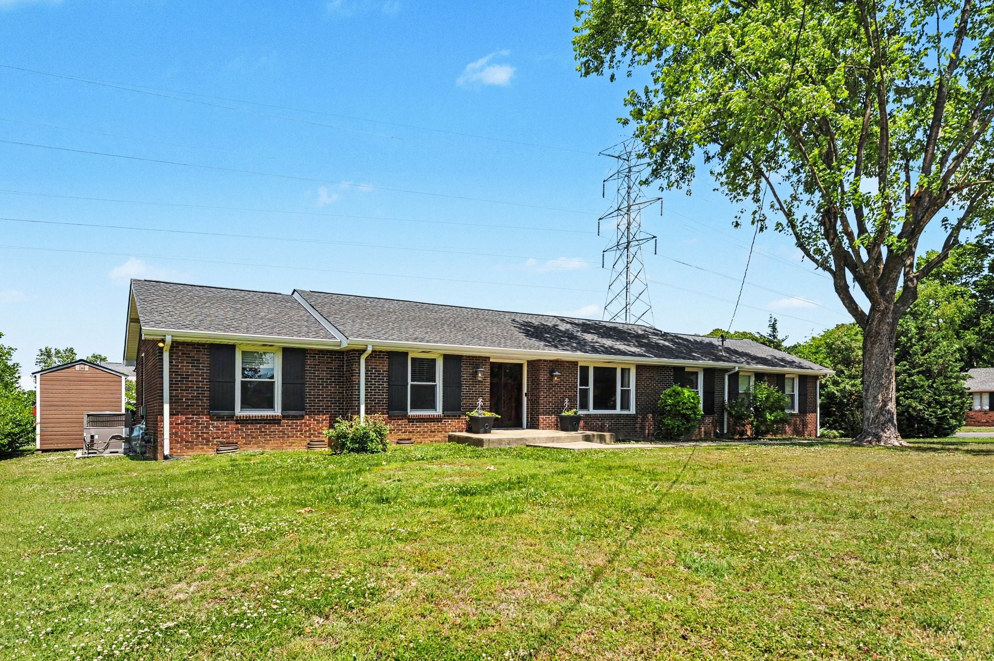 4086 Lake Pkwy