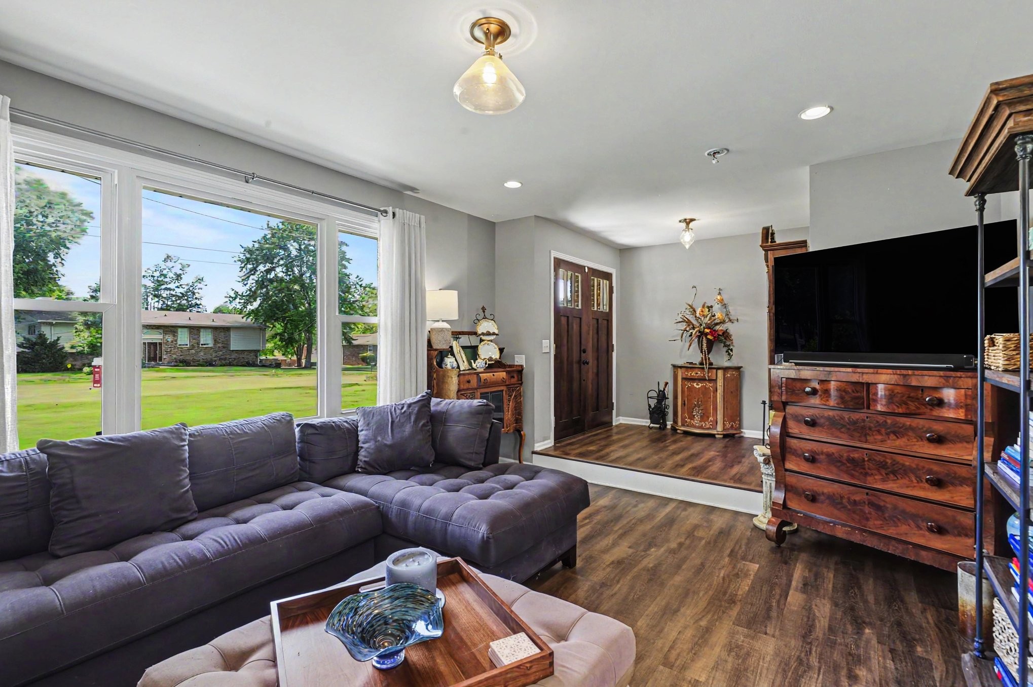 4086 Lake Pkwy