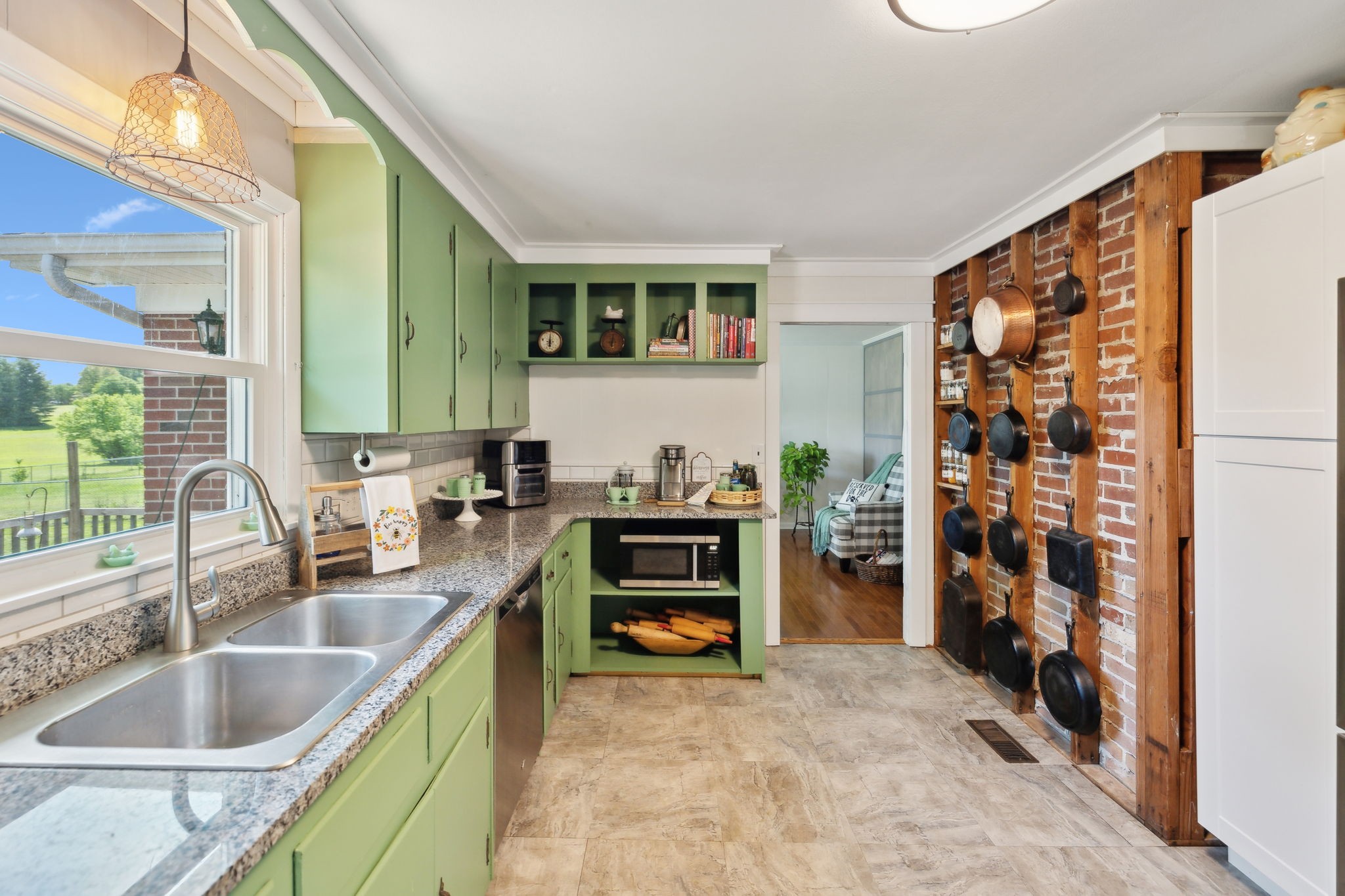 3564 Smithville Hwy