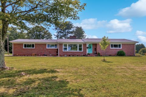 3564 Smithville Hwy McMinnville TN 37110