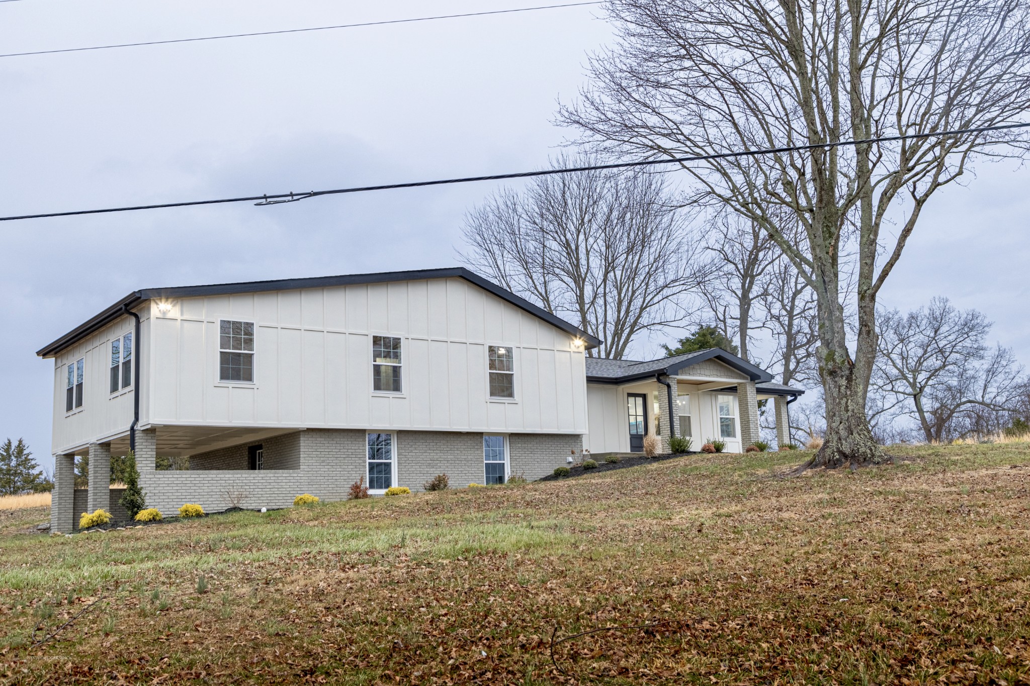 1877 Airport Lake Rd