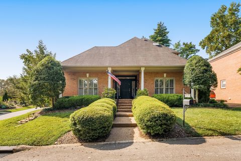 701 Vail Ct Nashville TN 37215