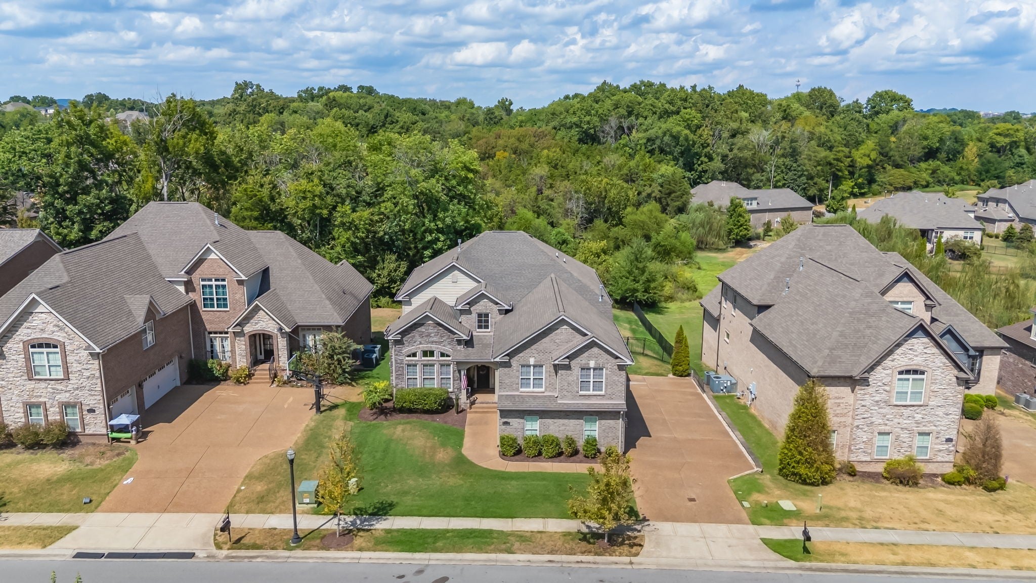 1592 Eden Rose Pl