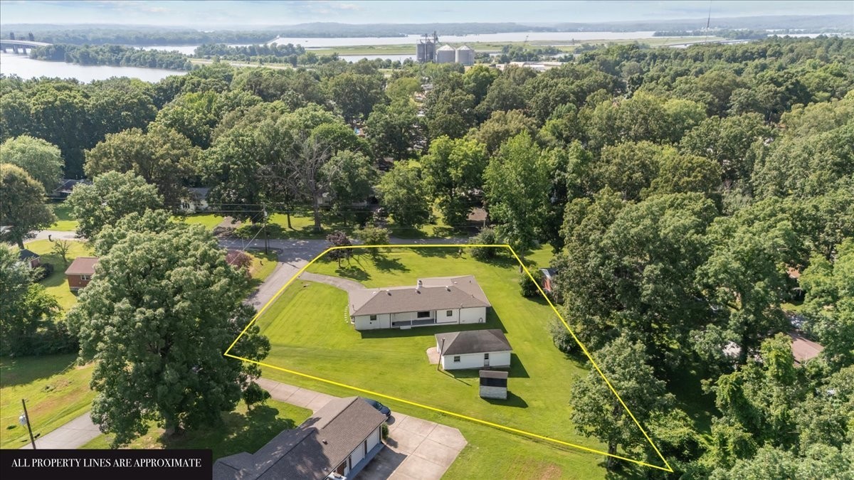 215 Sunset Dr