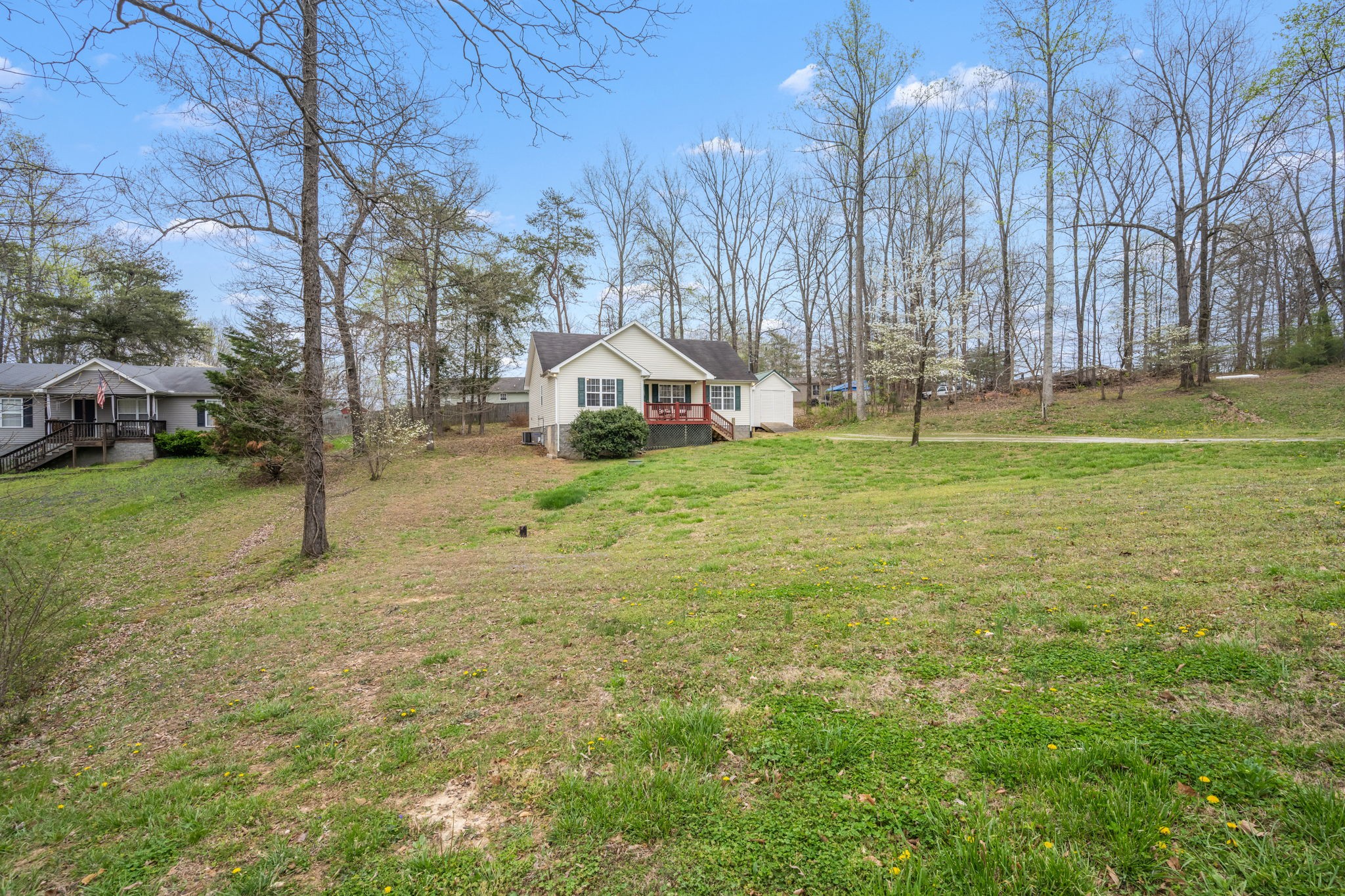 502 Evening Shade Dr N