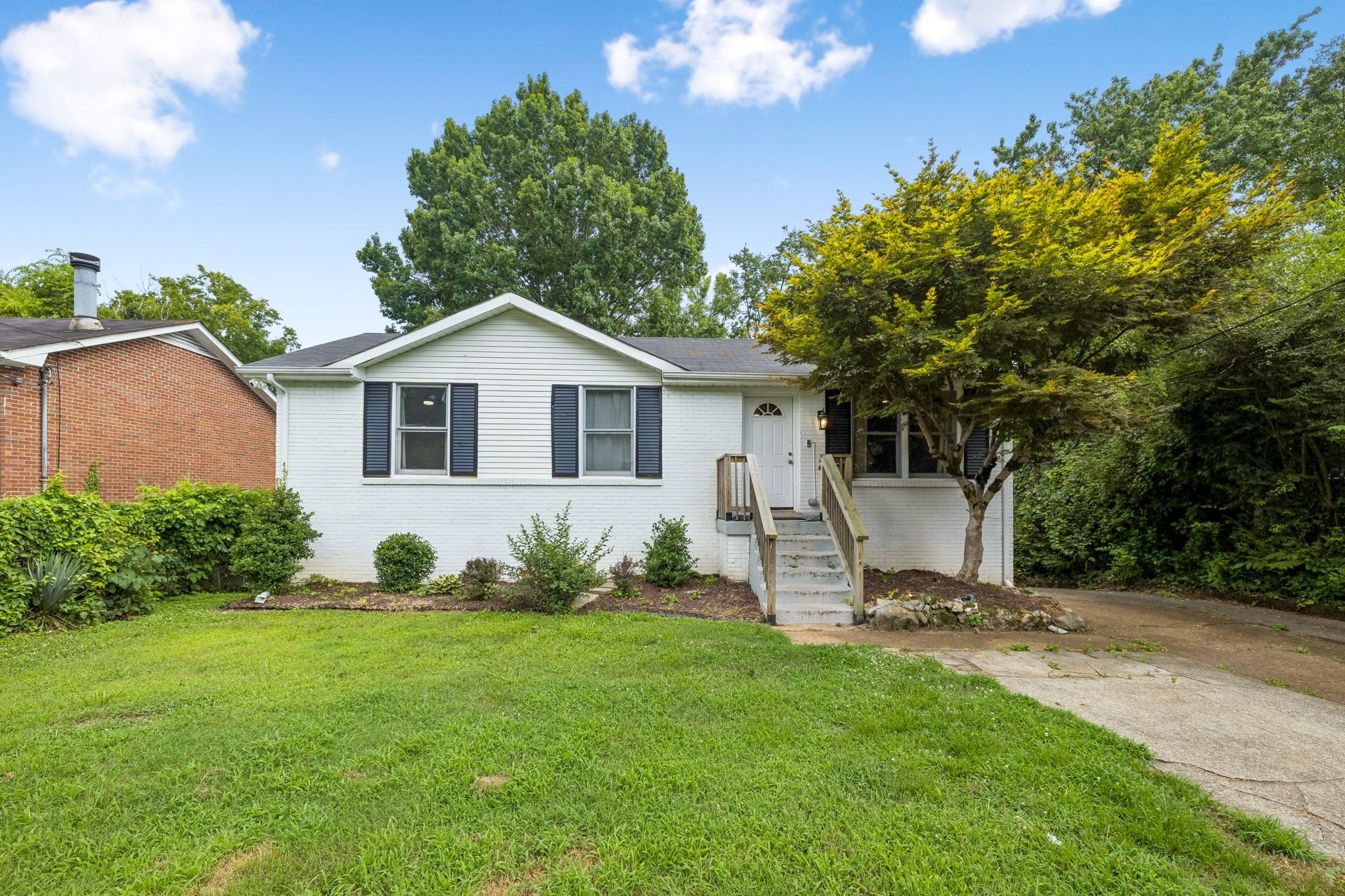 listing at 3117 Greggwood Dr, Nashville