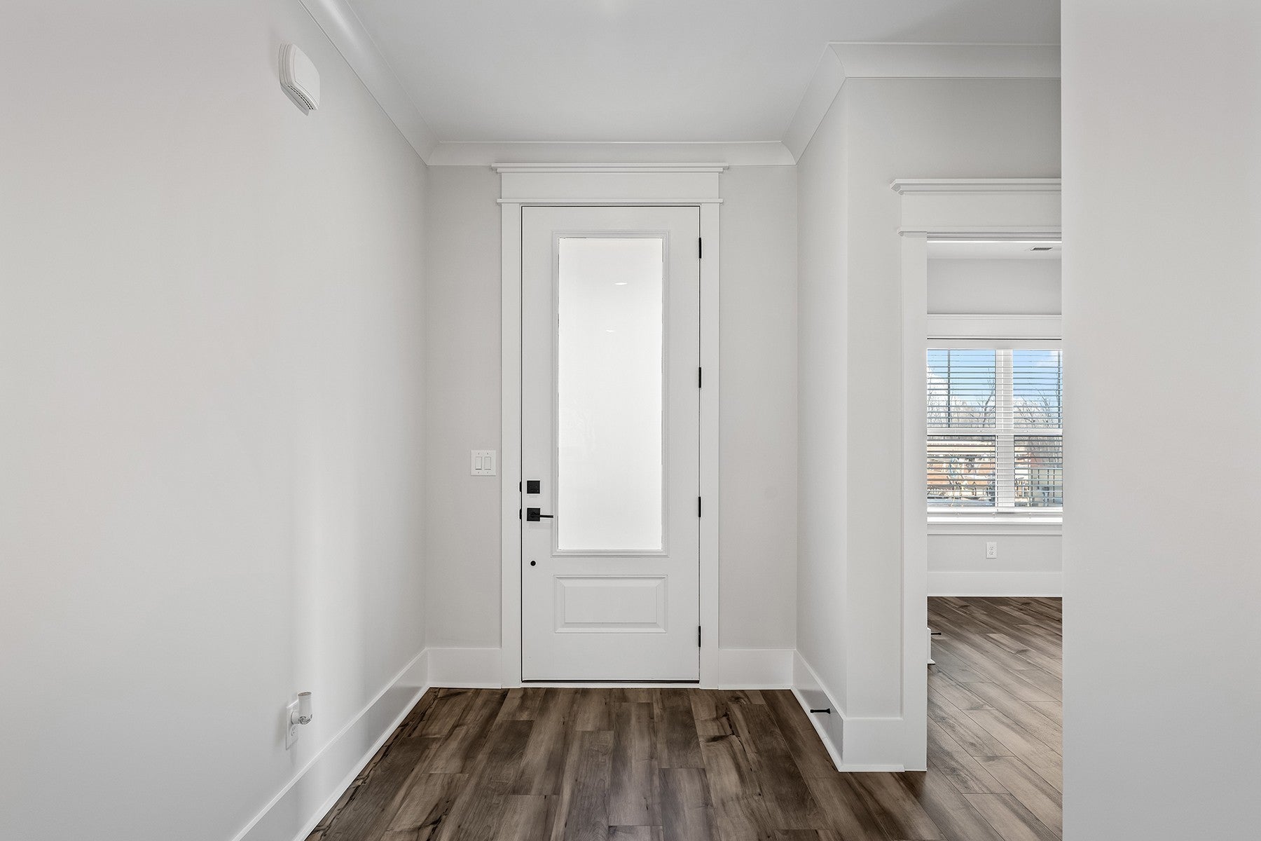 809 Tanager Court