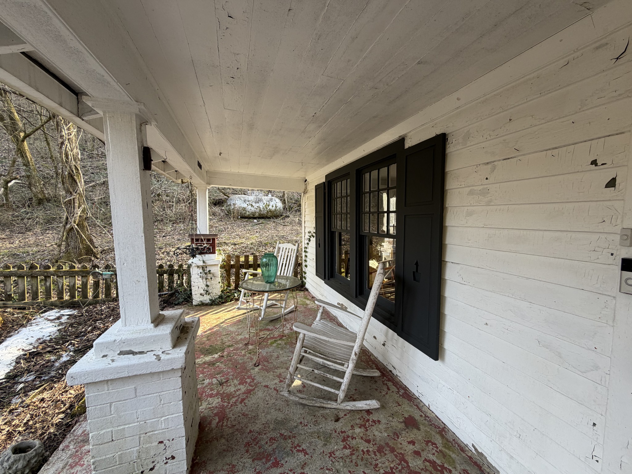 5169 Eatons Creek Rd