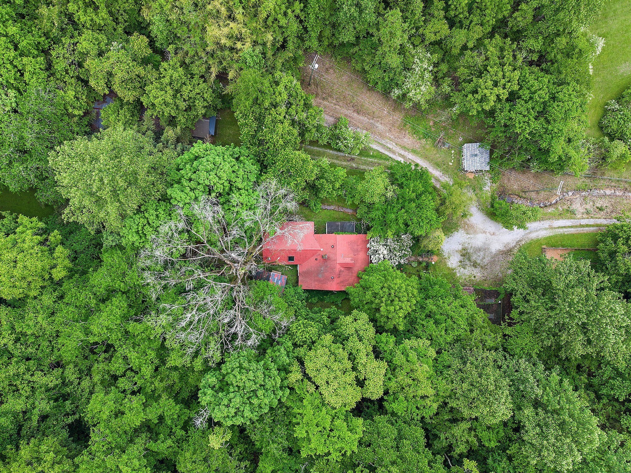 5169 Eatons Creek Rd