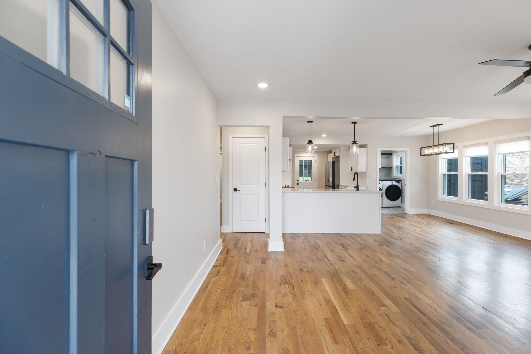 1206 Riverside Drive