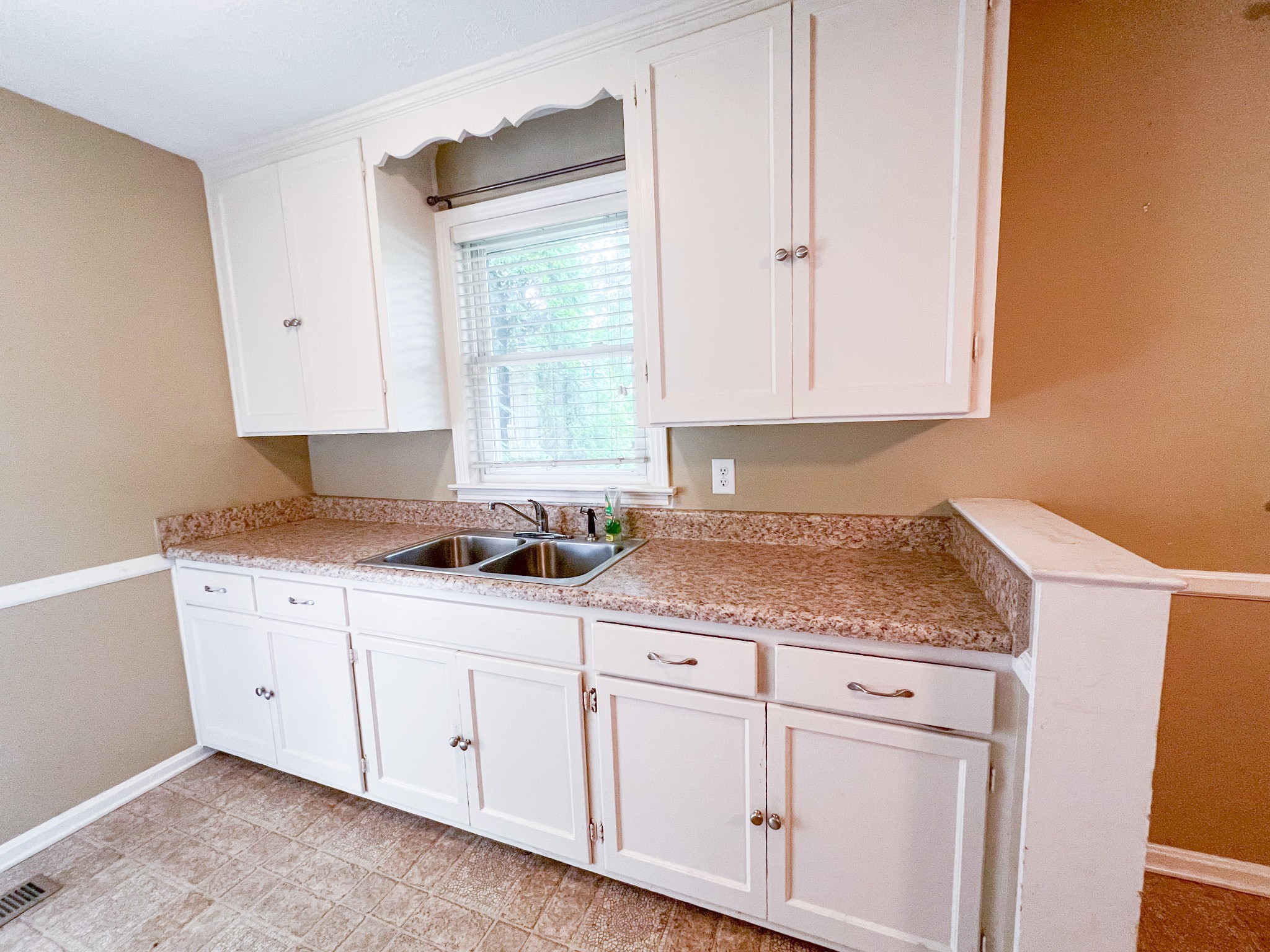 246 Clearview Dr