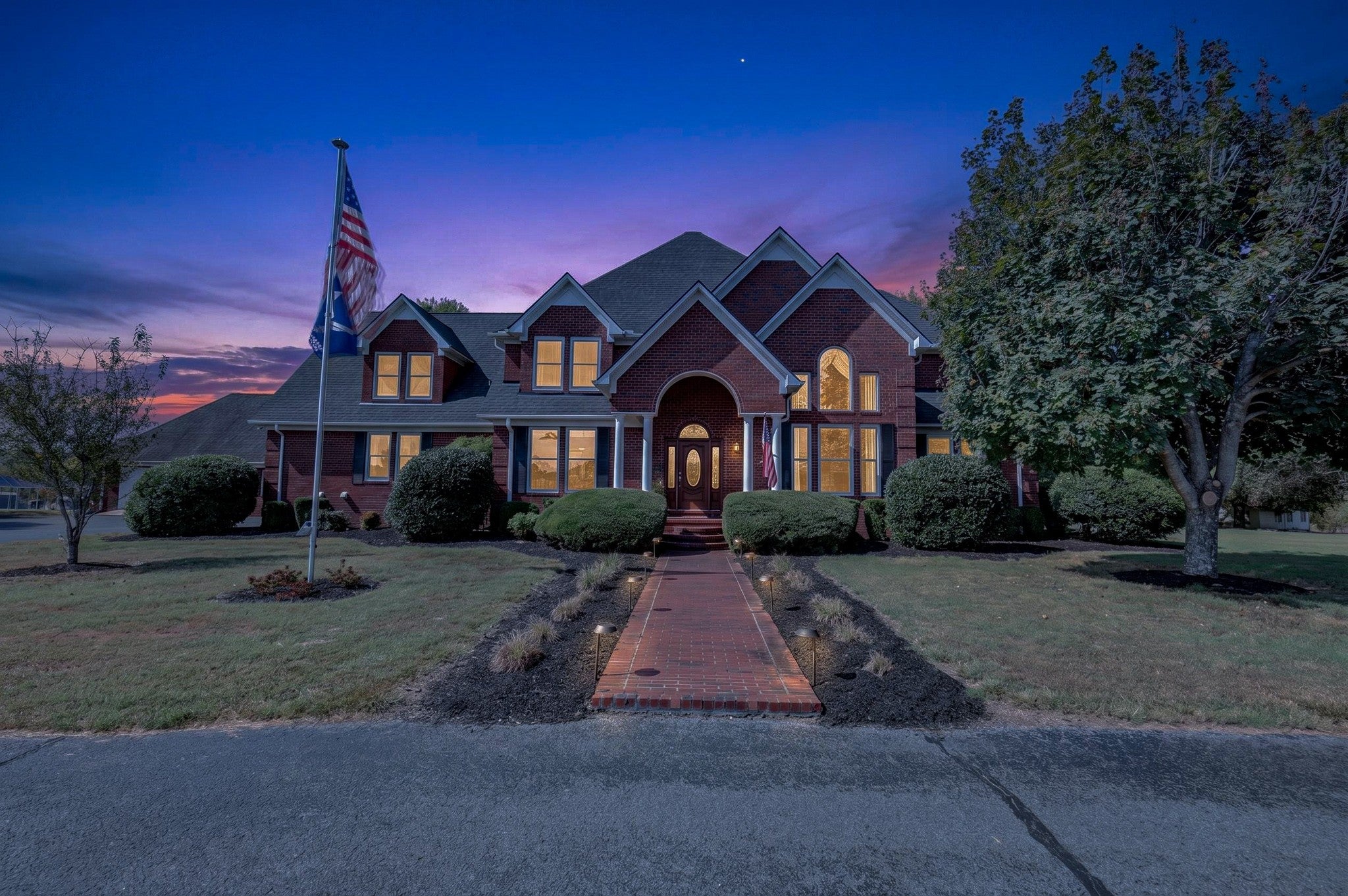 1744 Highway 130 E