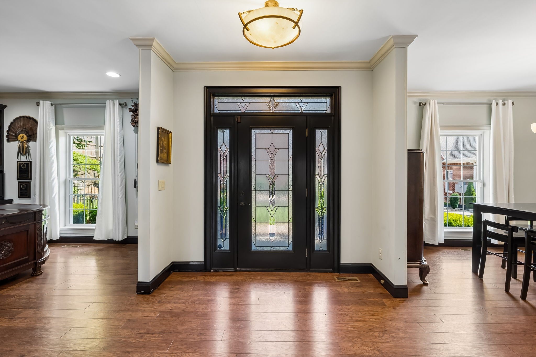 314 W 6th St 7
