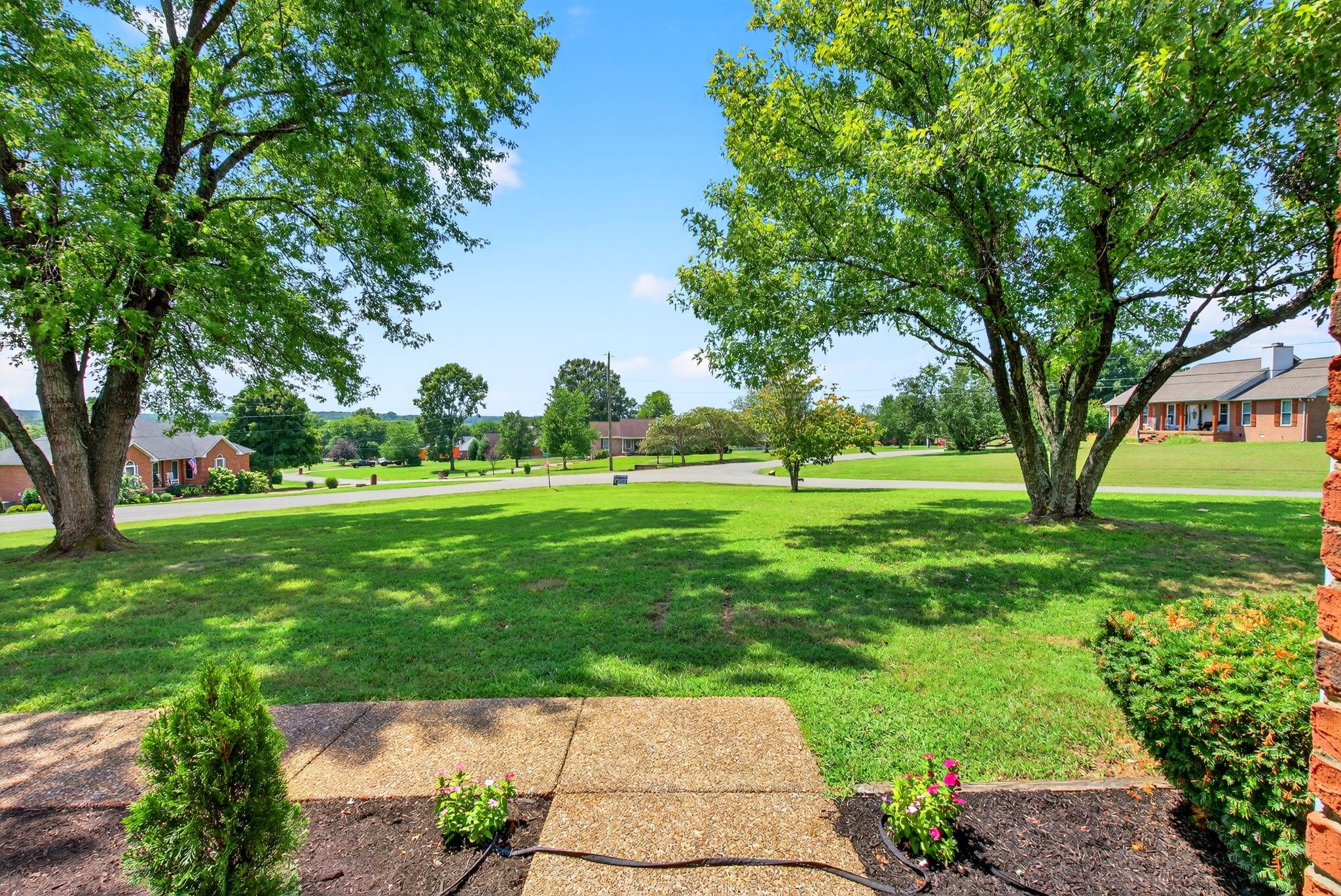 1005 Chateau Dr