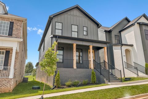 256 Franklin St Pleasant View TN 37146
