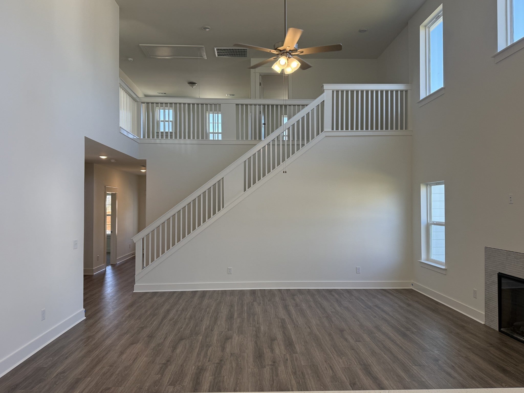 7275 Fairlawn Dr