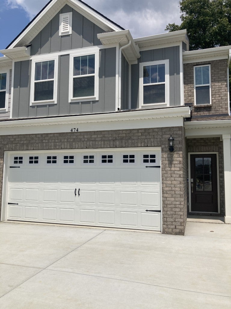 486 Lydia Ashley Ln