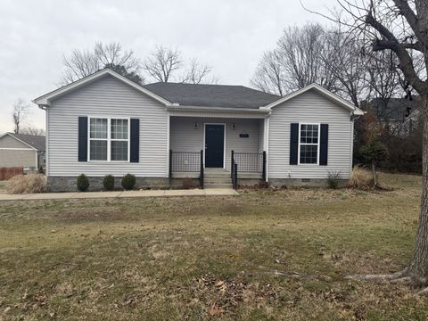 255 Walnut St Greenbrier TN 37073