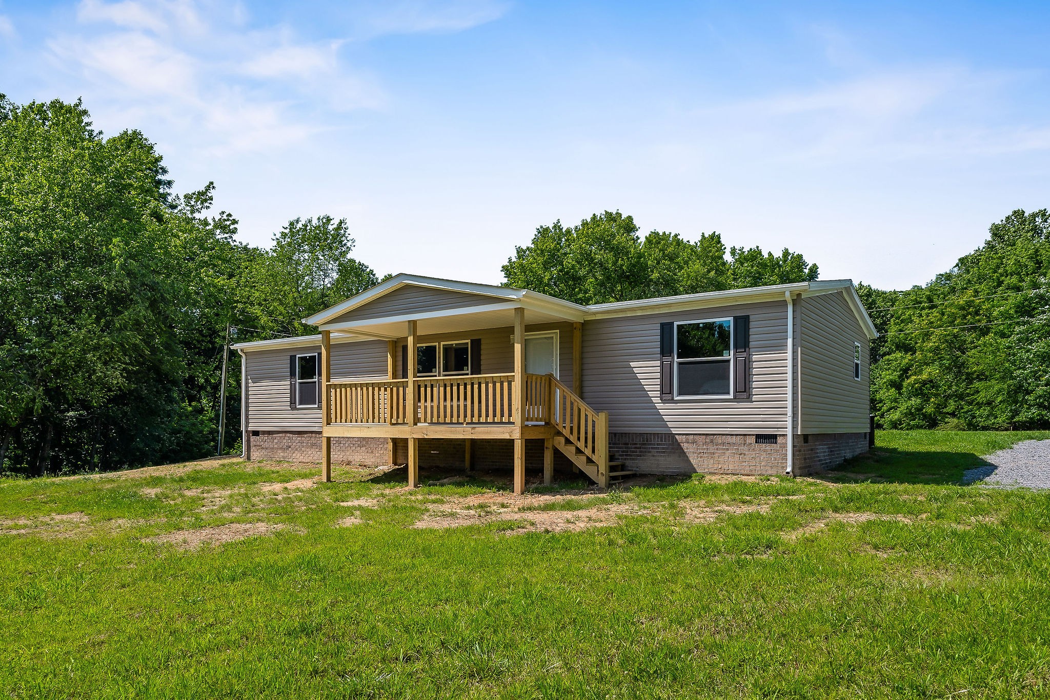 157 Brown Cemetery Ln