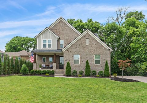 1003 Autumn Ridge Ct Spring Hill TN 37174