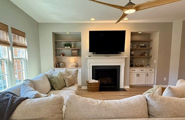 2709 Cortlandt Ln