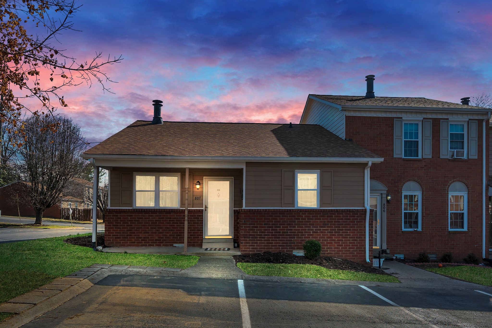 430 Walton Ferry Rd 807