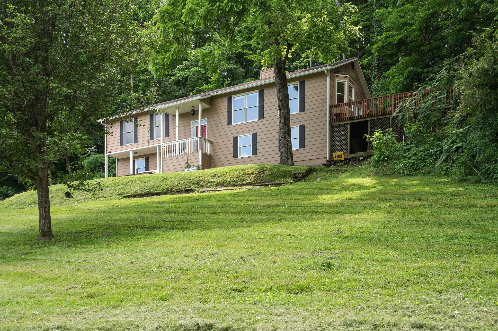 1116 Hunting Creek Rd