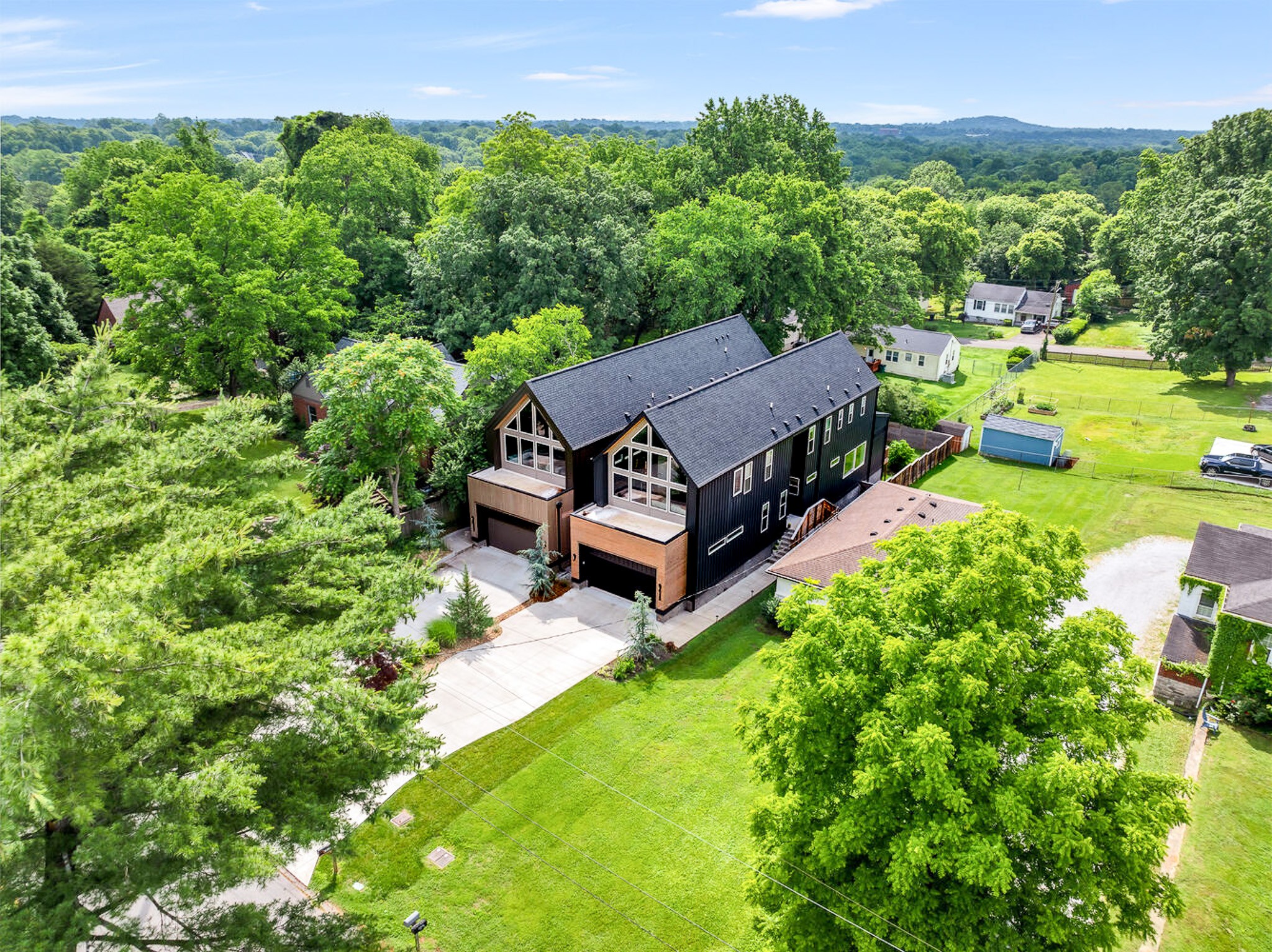 1512A Shelton Ave