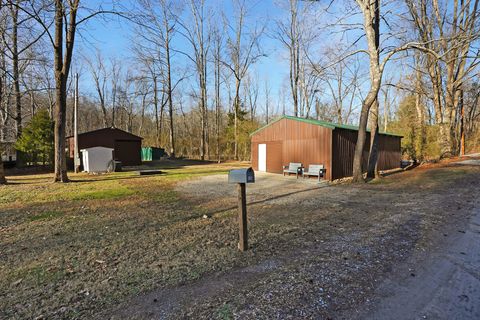 108 Forrest Ln Stewart TN 37175