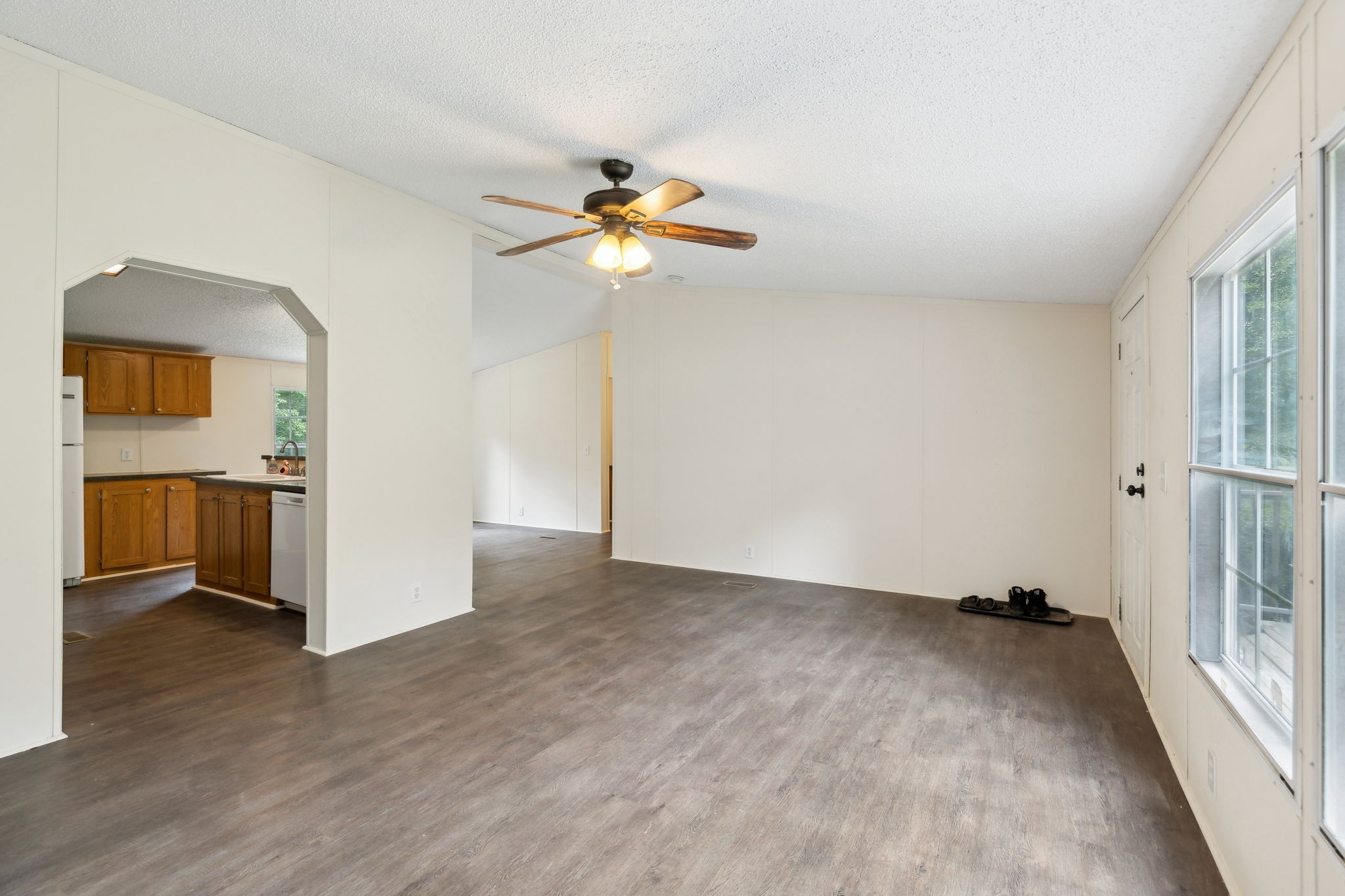 729 Gibbs Rd