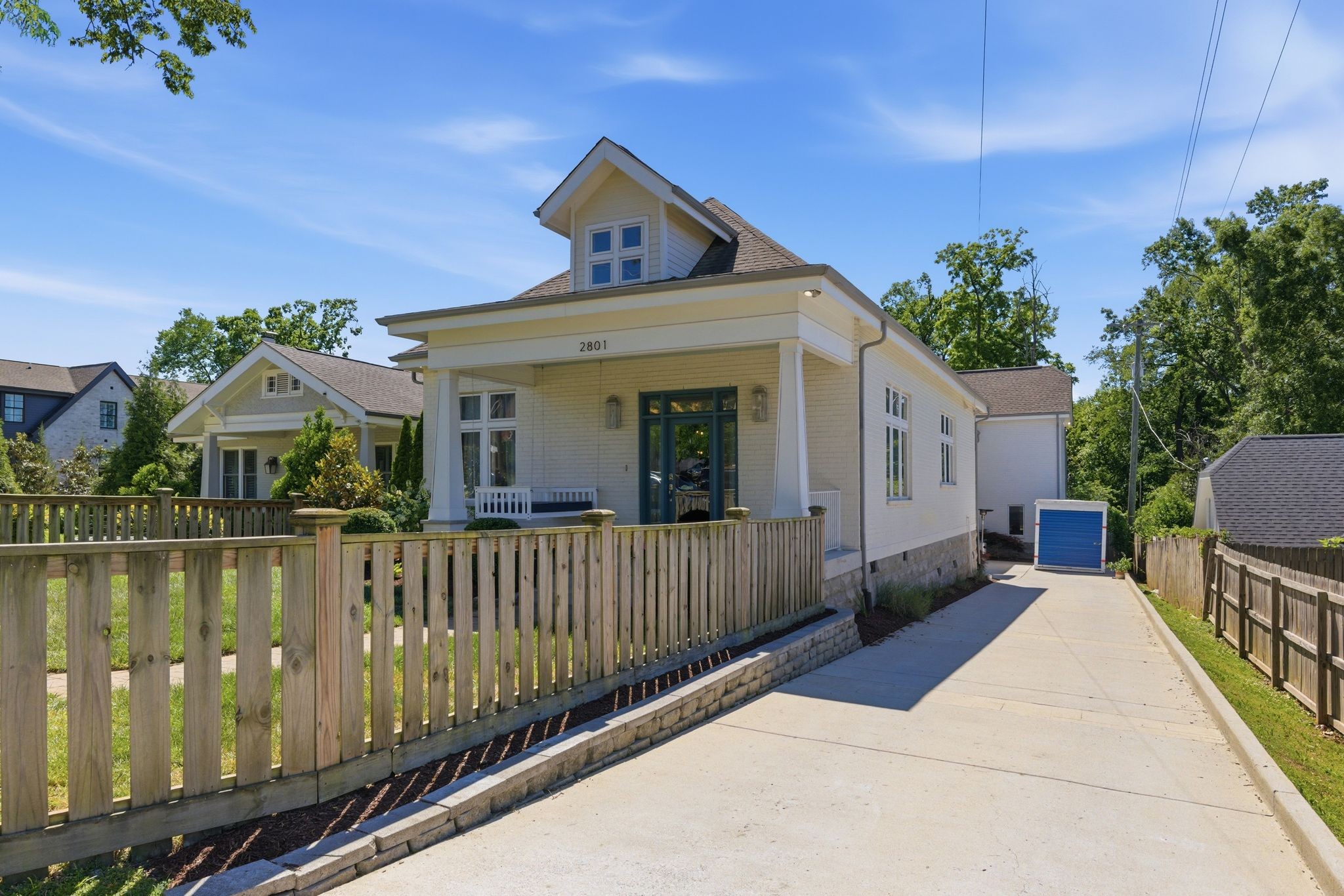 2801 27th Ave S