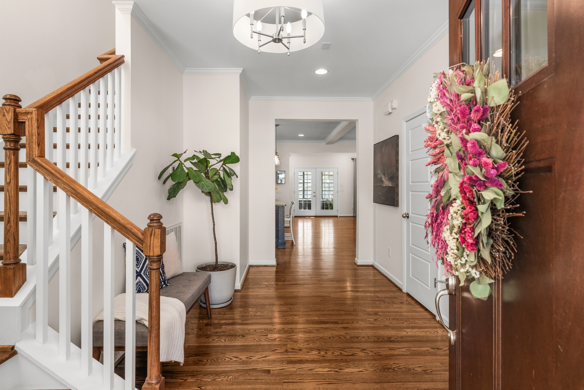 1604 Lillian St