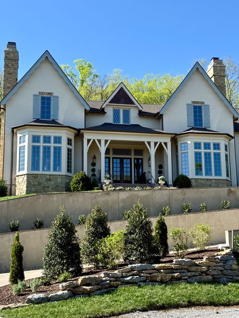 391 The Lady of the Lake Ln Franklin TN 37067