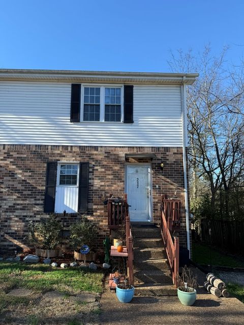 217 Macfie Dr Madison TN 37115