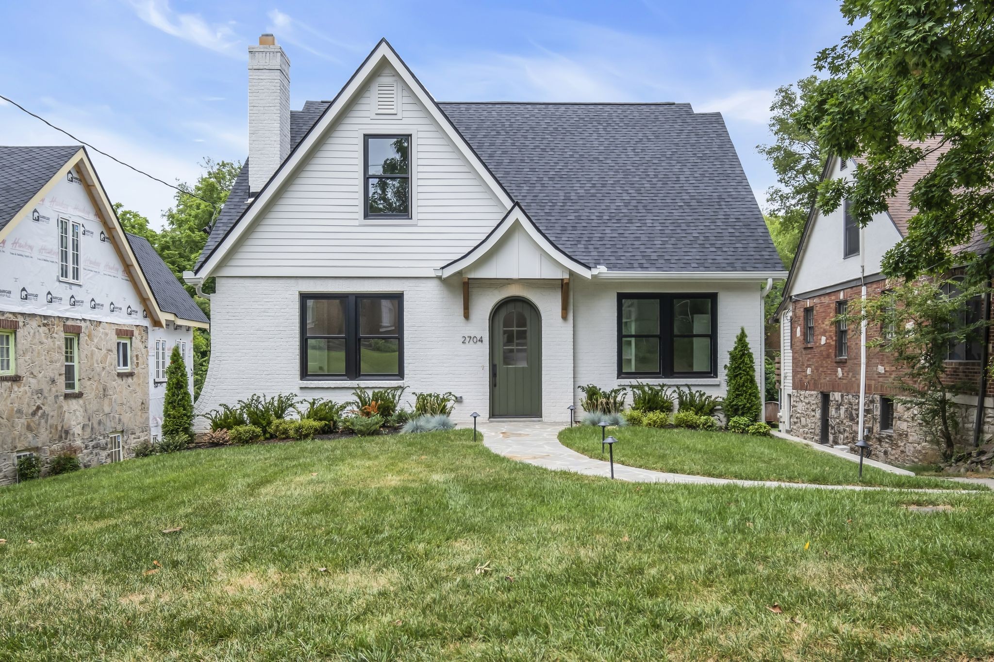 View Nashville, TN 37212 house