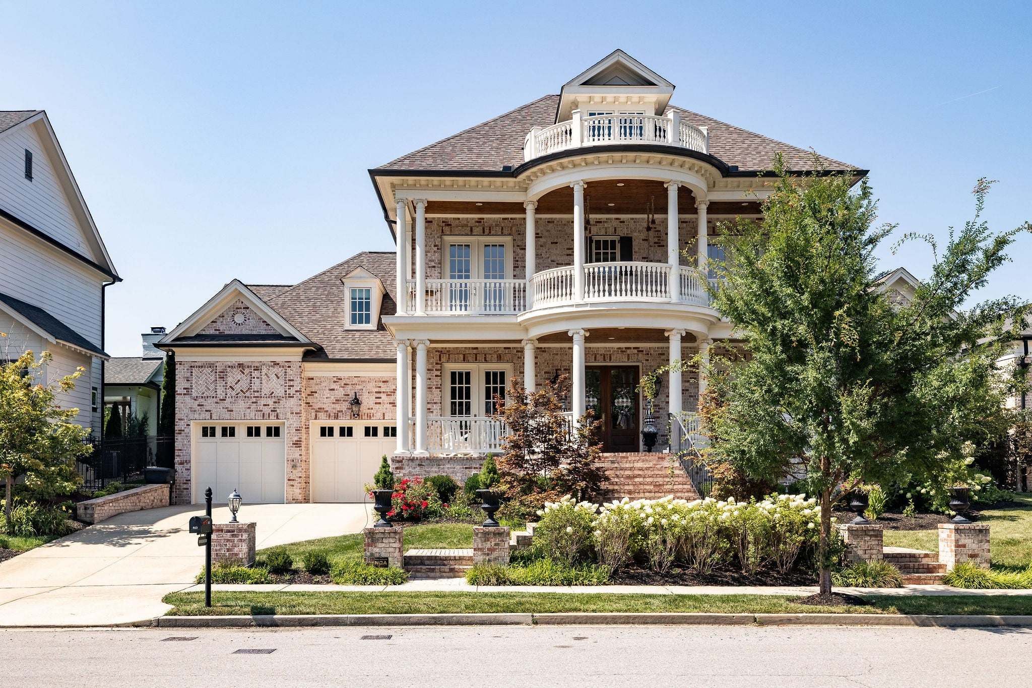 5-bed home for sale in Franklin, TN 37064, 813 Stonewater Blvd 813 Stonewater Blvd, Franklin TN 37064 5-bed home, photo 1 of 60