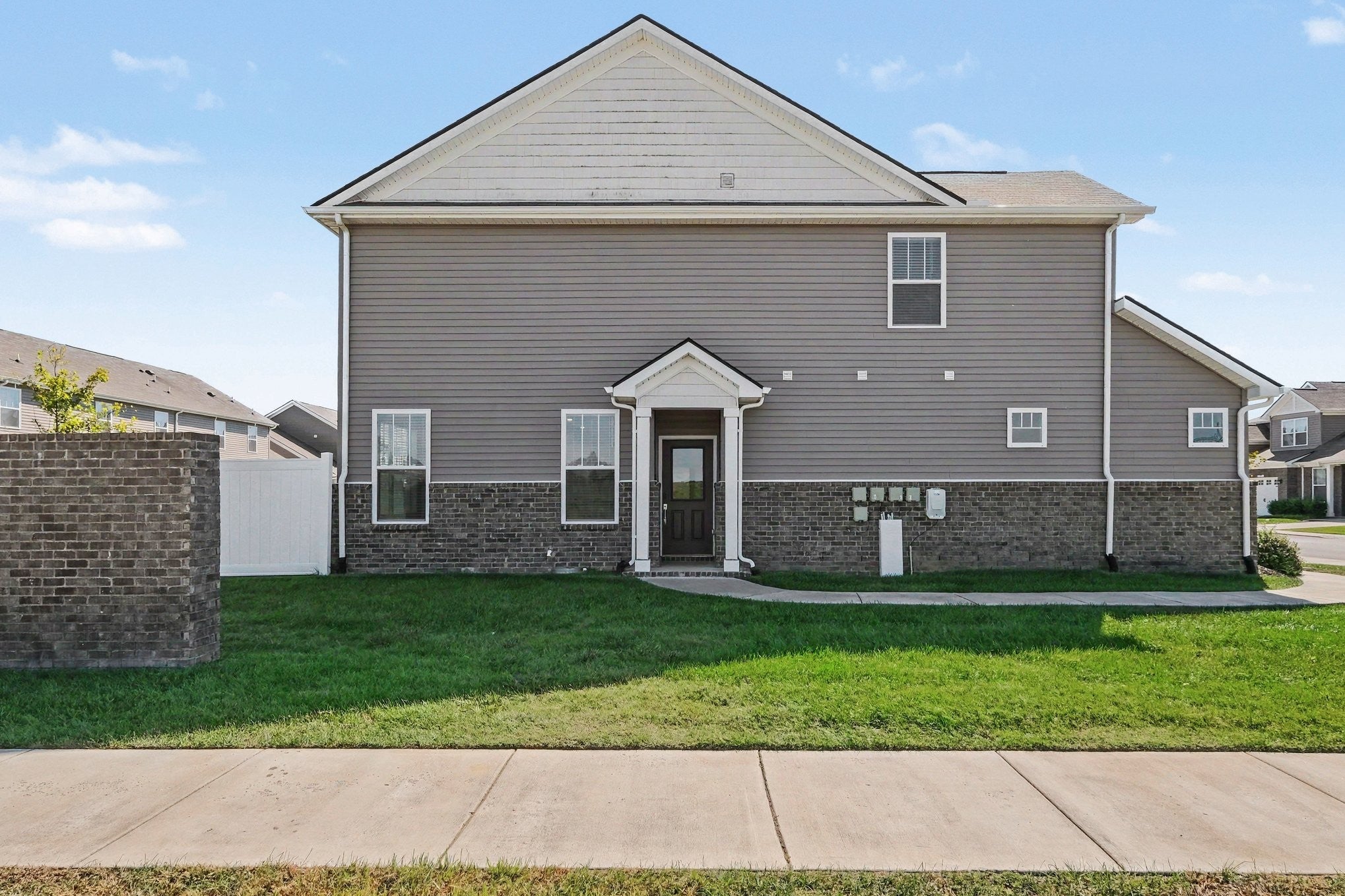 786 Mickelson Way