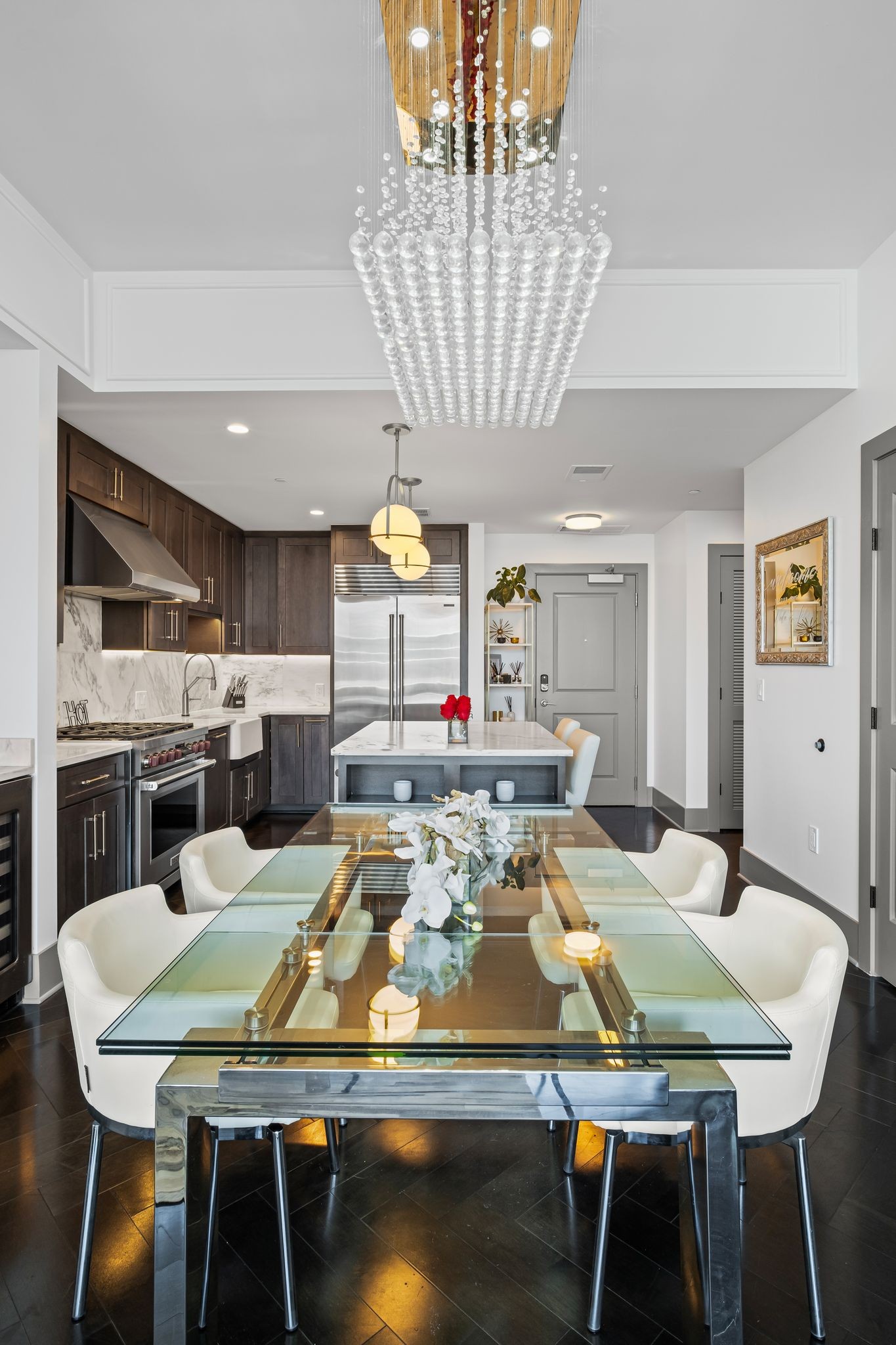 1616 West End Ave 2906