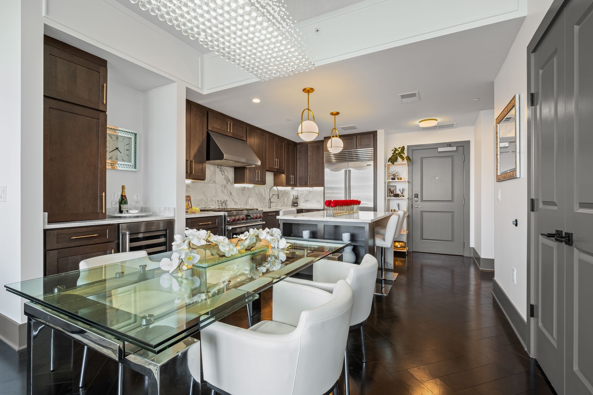 1616 West End Ave 2906