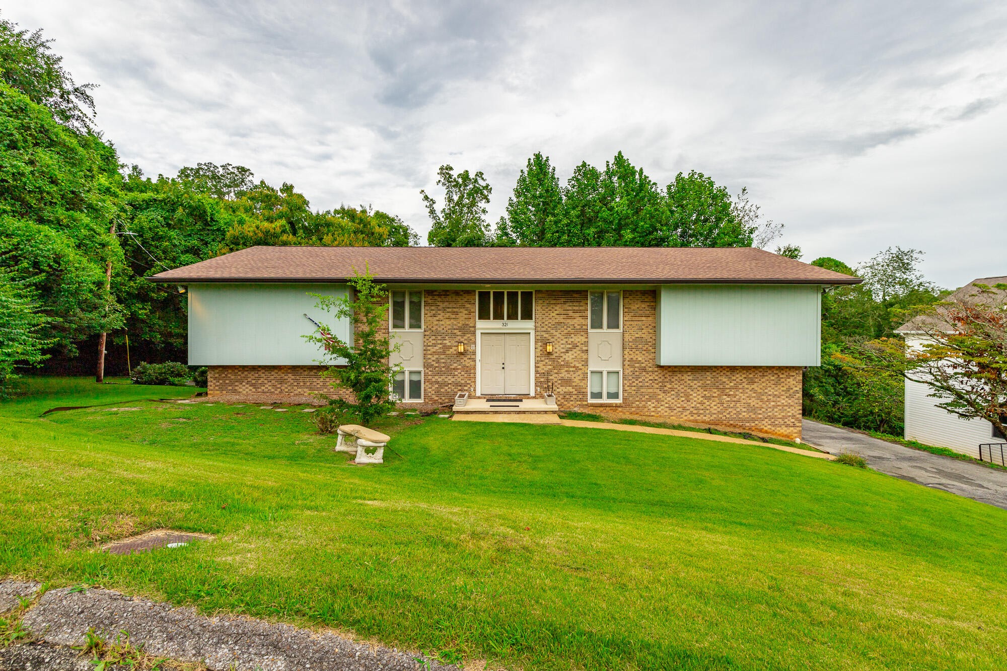 321 Brownview Drive